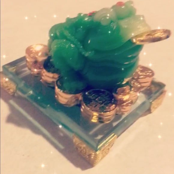 Japanese Frog w/Coin - Picture 3 of 4